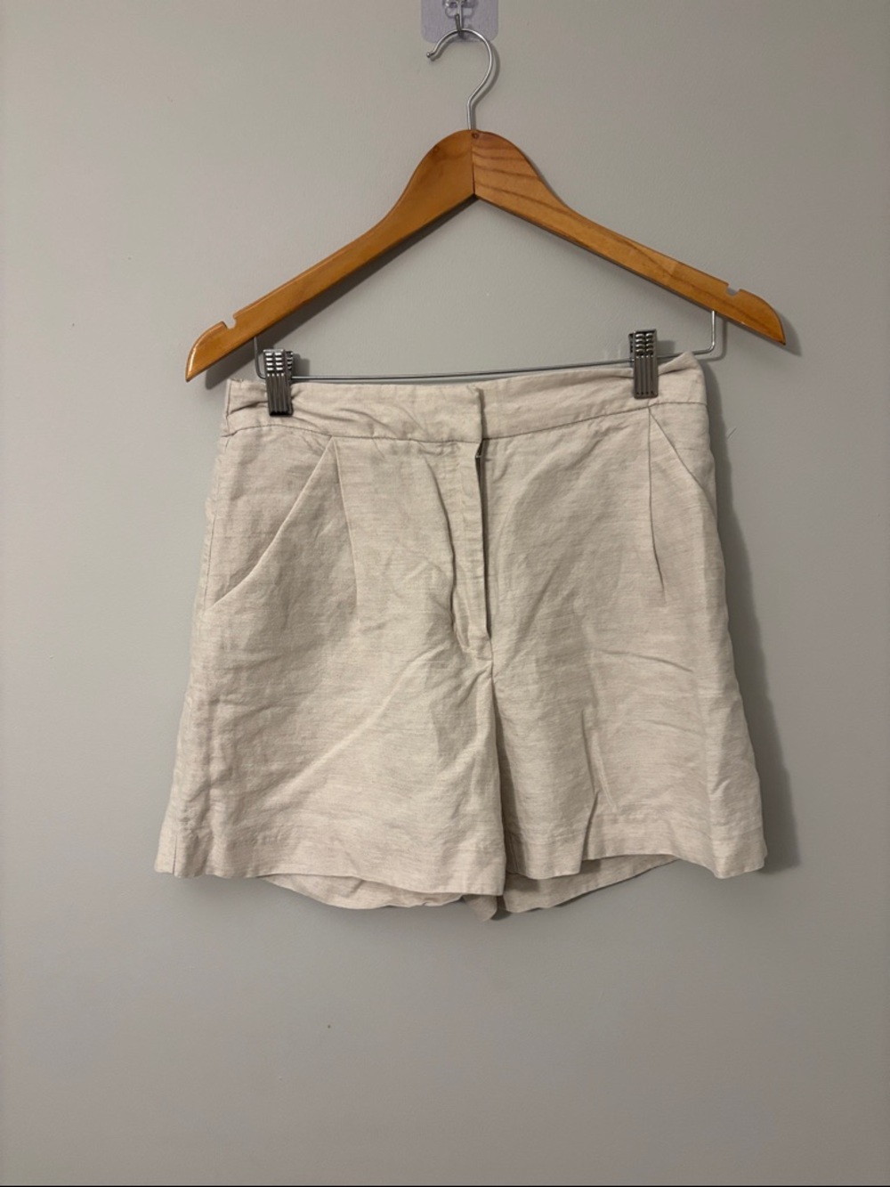 Wilfred Cream Tailored Bermuda Shorts